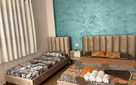 Amras House